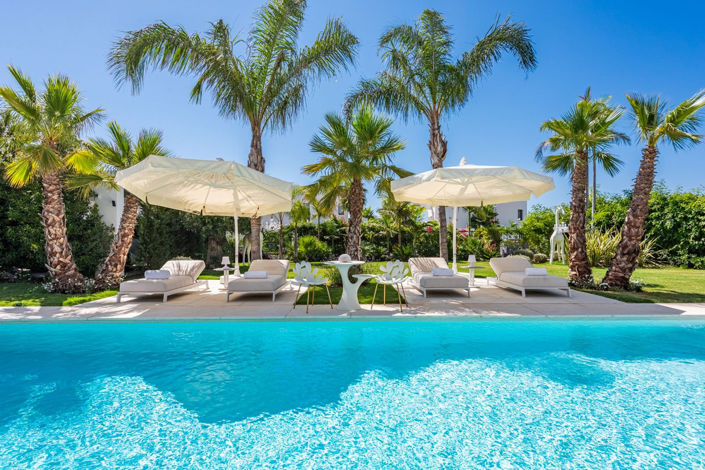 Image No.3-7 Bed Villa for sale