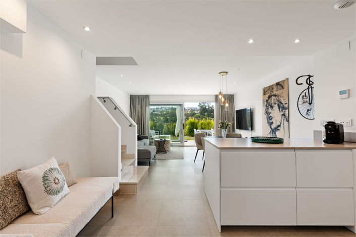 Image No.9-3 Bed Townhouse for sale