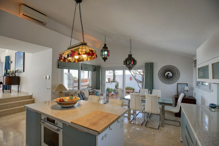 Image No.8-3 Bed Villa for sale