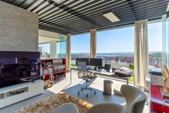 Image No.9-2 Bed Penthouse for sale