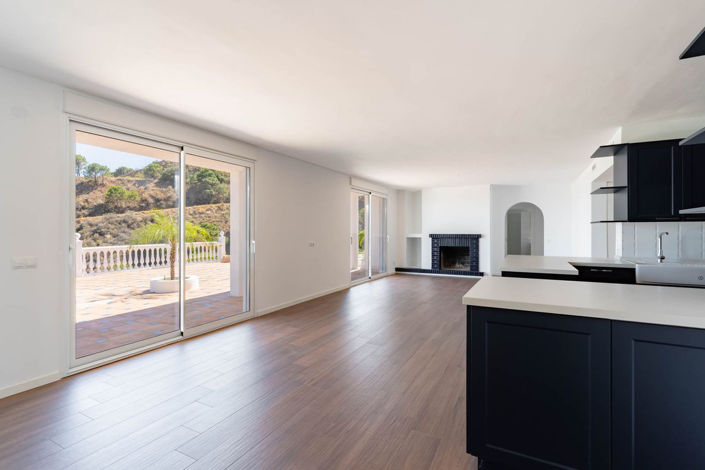 Image No.4-5 Bed Finca for sale