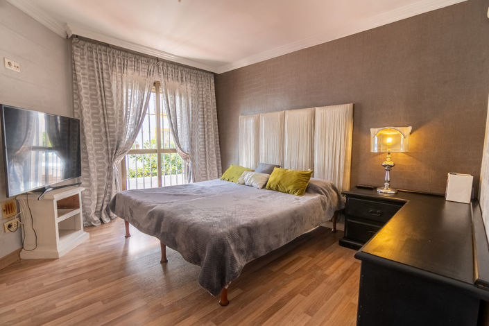 Image No.13-3 Bed Townhouse for sale