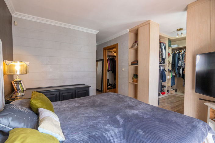 Image No.15-3 Bed Townhouse for sale