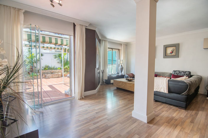 Image No.9-3 Bed Townhouse for sale