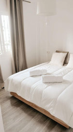 8p7p0802q4o15-11d12f2f454f2f5e9b981fdd8b901d5