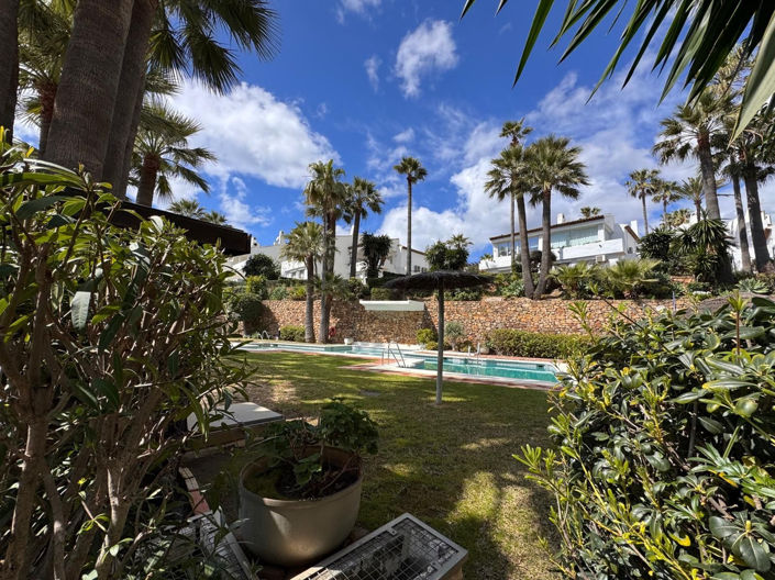 Image No.4-3 Bed Townhouse for sale