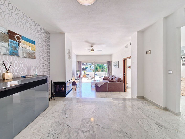 Image No.9-3 Bed Townhouse for sale