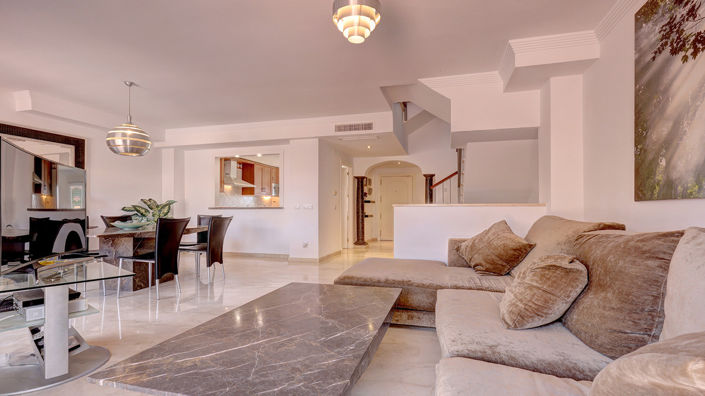 Image No.6-4 Bed Townhouse for sale