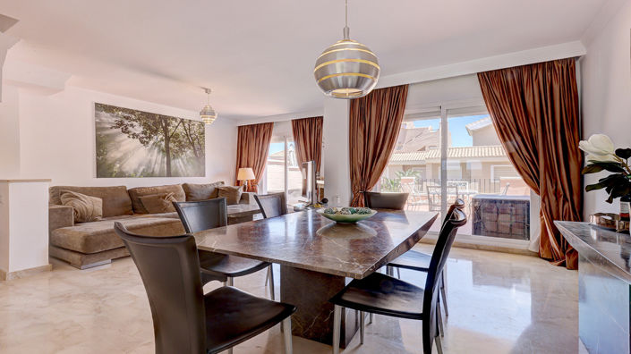 Image No.8-4 Bed Townhouse for sale