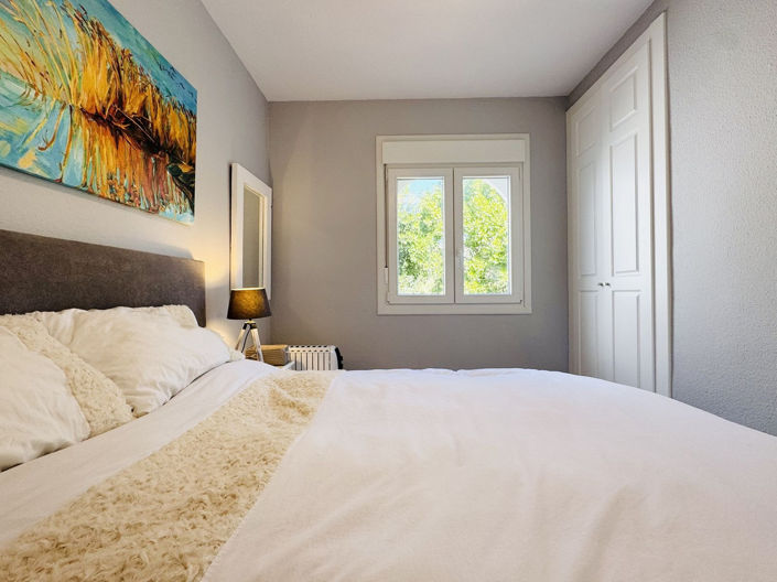 Image No.13-4 Bed Townhouse for sale