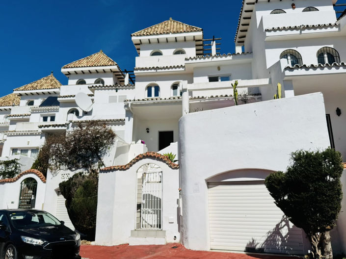 Image No.2-4 Bed Townhouse for sale