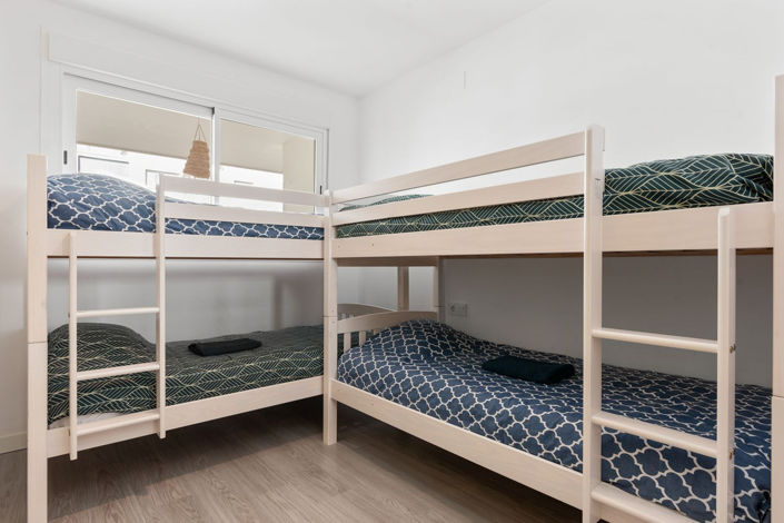 Image No.14-3 Bed Apartment for sale