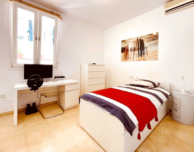 Image No.12-4 Bed Villa for sale