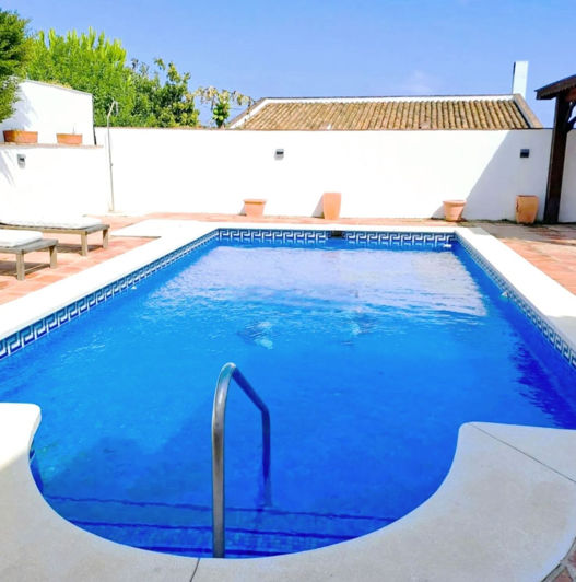 Image No.2-4 Bed Villa for sale
