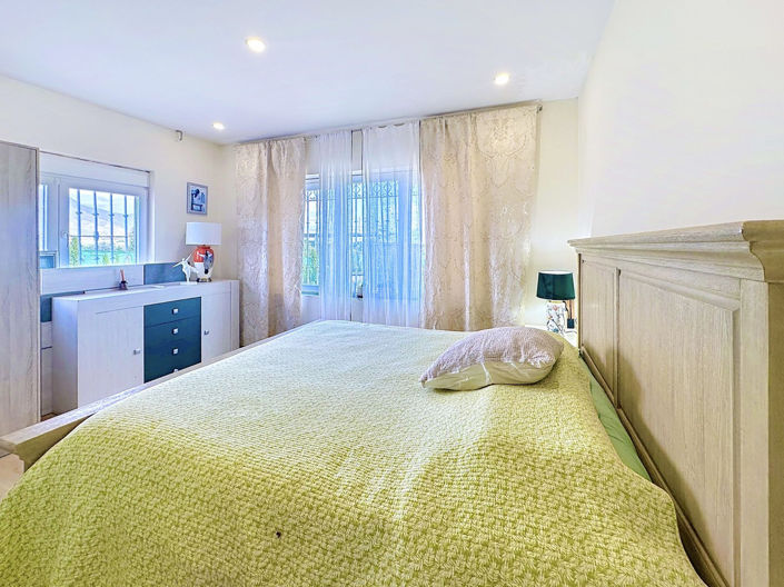 Image No.16-3 Bed Villa for sale