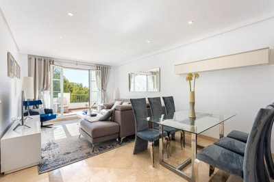 3ur8ajdsdbj17-dd5fcd4f0eb487dfa3803f7e20814c0