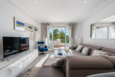 wwg5qh63yh3-e898b2bb2a2fdfd06d2c39894dce8316