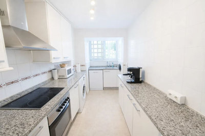 0tbooloalpr5-3595ad71cbd87be6c3643a4285ef4791