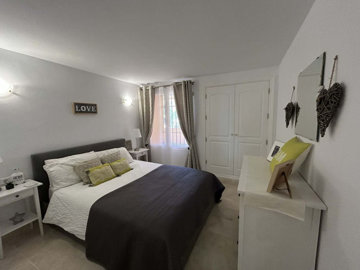 pemjf8gycos9-467d0cee5b725f3ef65f102a0c2e69c0