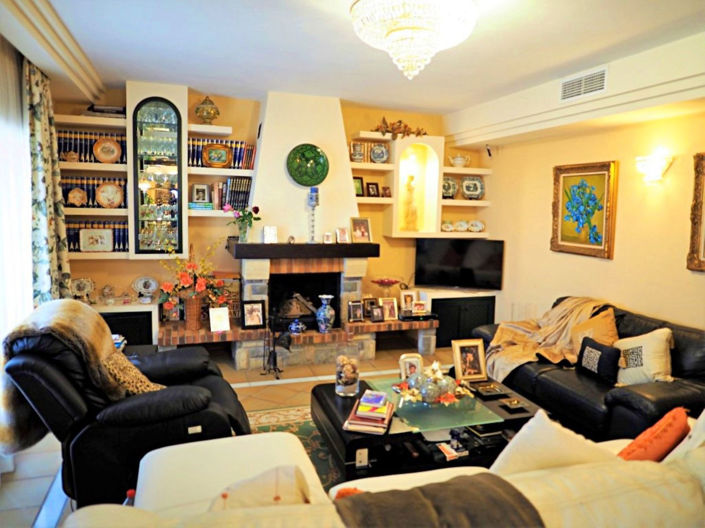 Image No.11-5 Bed Villa for sale