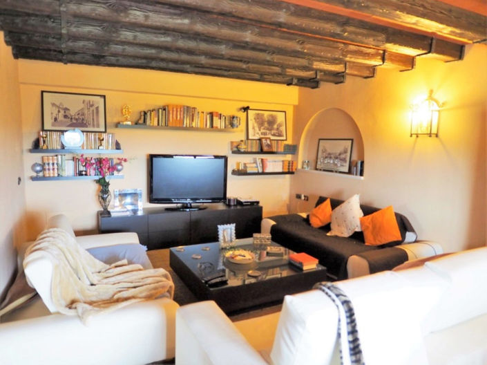 Image No.8-5 Bed Villa for sale