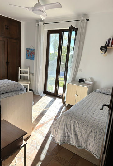 Image No.11-Villa de 4 chambres à vendre à Estepona