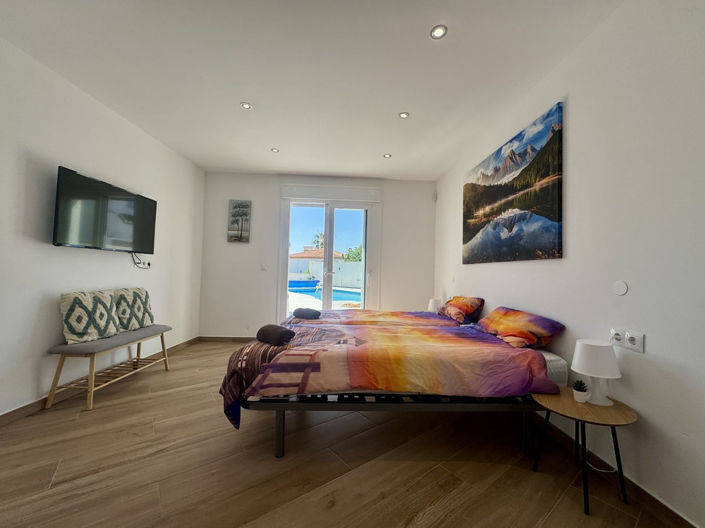 Image No.28-4 Bed Villa for sale