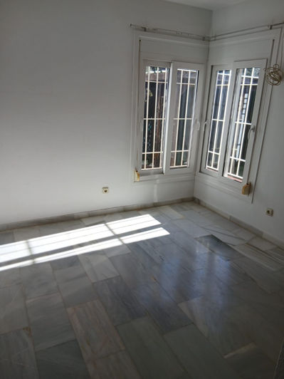 Image No.18-3 Bed Villa for sale