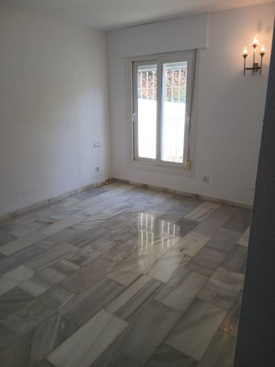 Image No.19-3 Bed Villa for sale