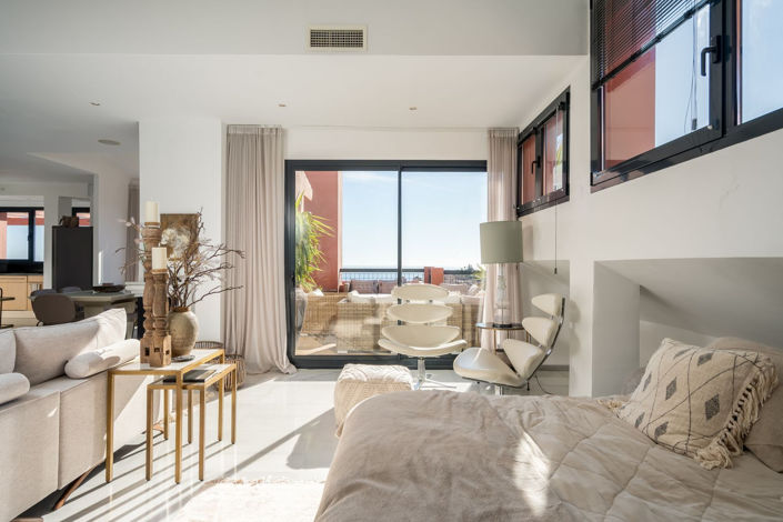 Image No.14-4 Bed Penthouse for sale