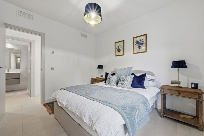 Image No.10-3 Bed Apartment for sale