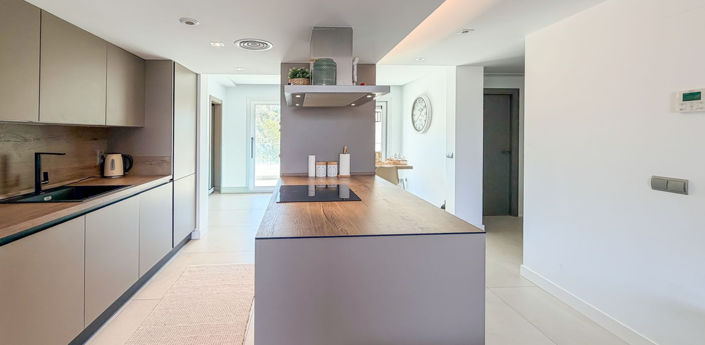 Image No.8-2 Bed Apartment for sale