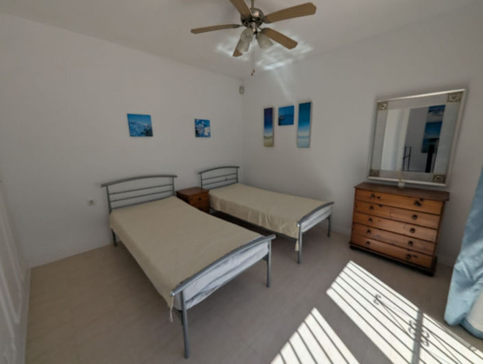 Image No.17-3 Bed Townhouse for sale