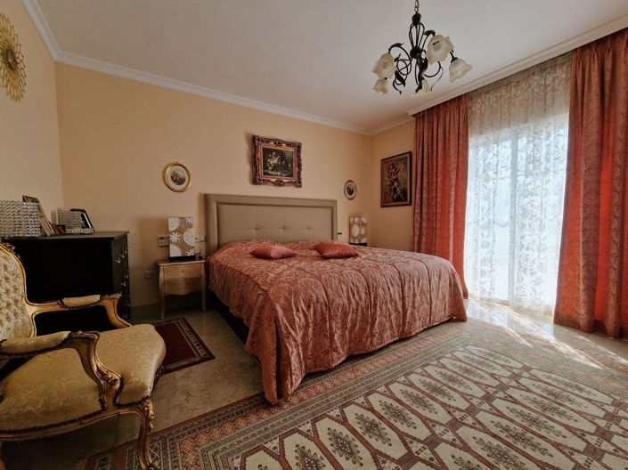 Image No.13-5 Bed Villa for sale