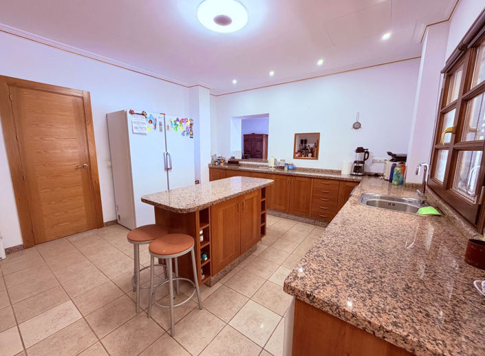 Image No.12-Villa de 5 chambres à vendre à Estepona