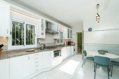 6nwpc9ugpse16-ec67b526875bf0124b6ce4328a75443