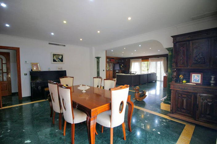 Image No.13-Villa de 6 chambres à vendre à Benalmadena