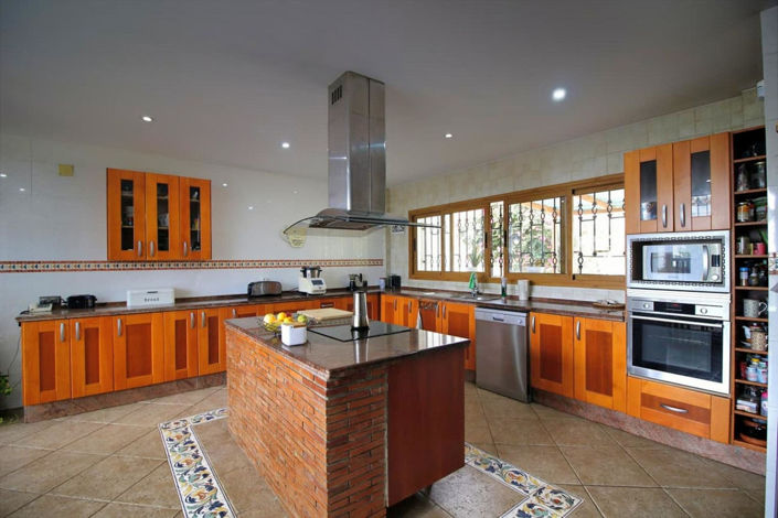 Image No.15-Villa de 6 chambres à vendre à Benalmadena