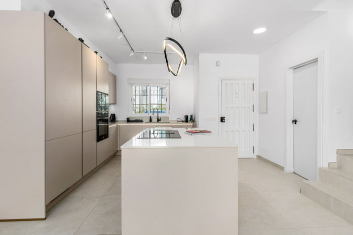 Image No.14-Villa de 4 chambres à vendre à Estepona