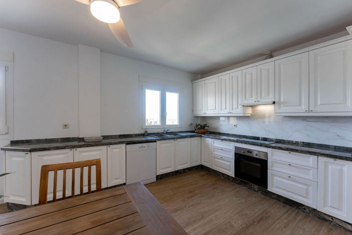 Image No.14-5 Bed Villa for sale