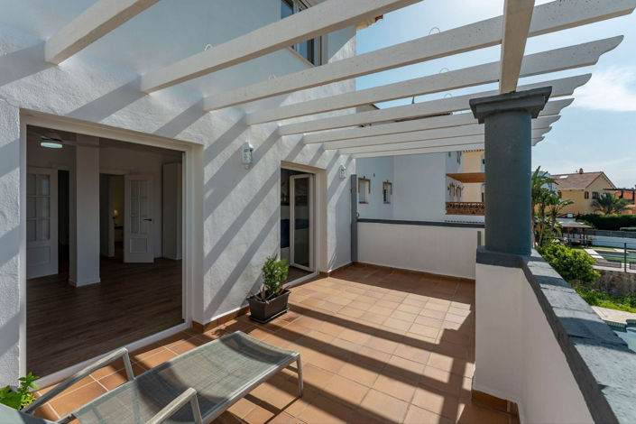 Image No.5-5 Bed Villa for sale