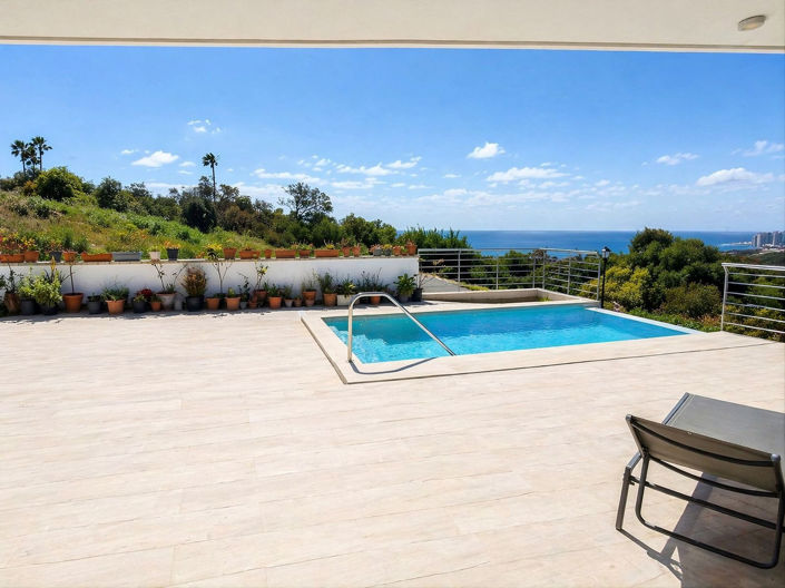 Image No.3-3 Bed Villa for sale