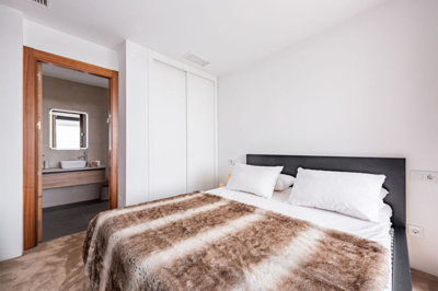 ddkii2cr87m10-bb915d1cb19341576dcdc994b81ab9c