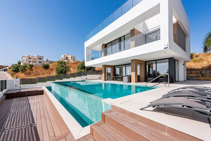 Image No.3-Villa de 3 chambres à vendre à Estepona