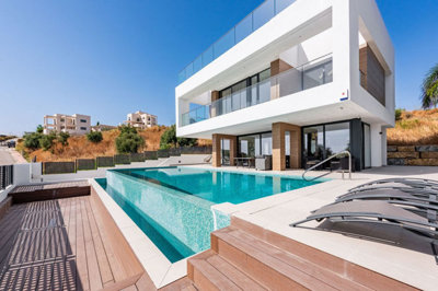 8jcy67f220o22-bcf8e6250e0bab365f900a8ac31ac04