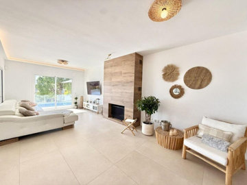 vld95anuqfs6-241328e1bcc9c0d8ce1222beb6c967a8