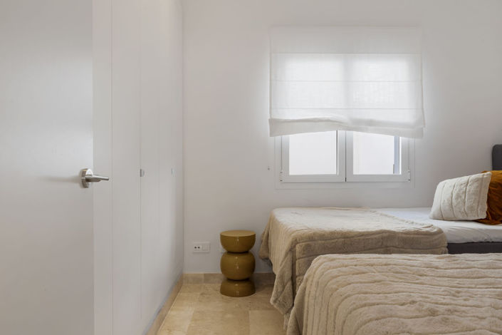 Image No.12-3 Bed Apartment for sale