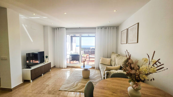 Image No.8-2 Bed Apartment for sale