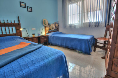 9yeemh4wykk12-53013098fcab6c38b1379cd33298e05