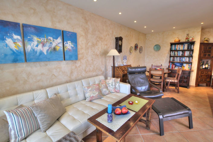 Image No.9-3 Bed Townhouse for sale